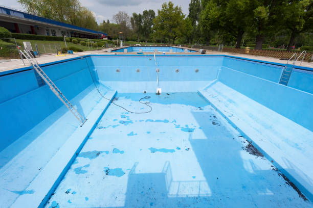 Best Residential water damage restoration  in Avenal, CA
